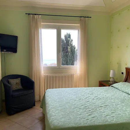 Breathtaking View, Terrace And Parking * Alassio